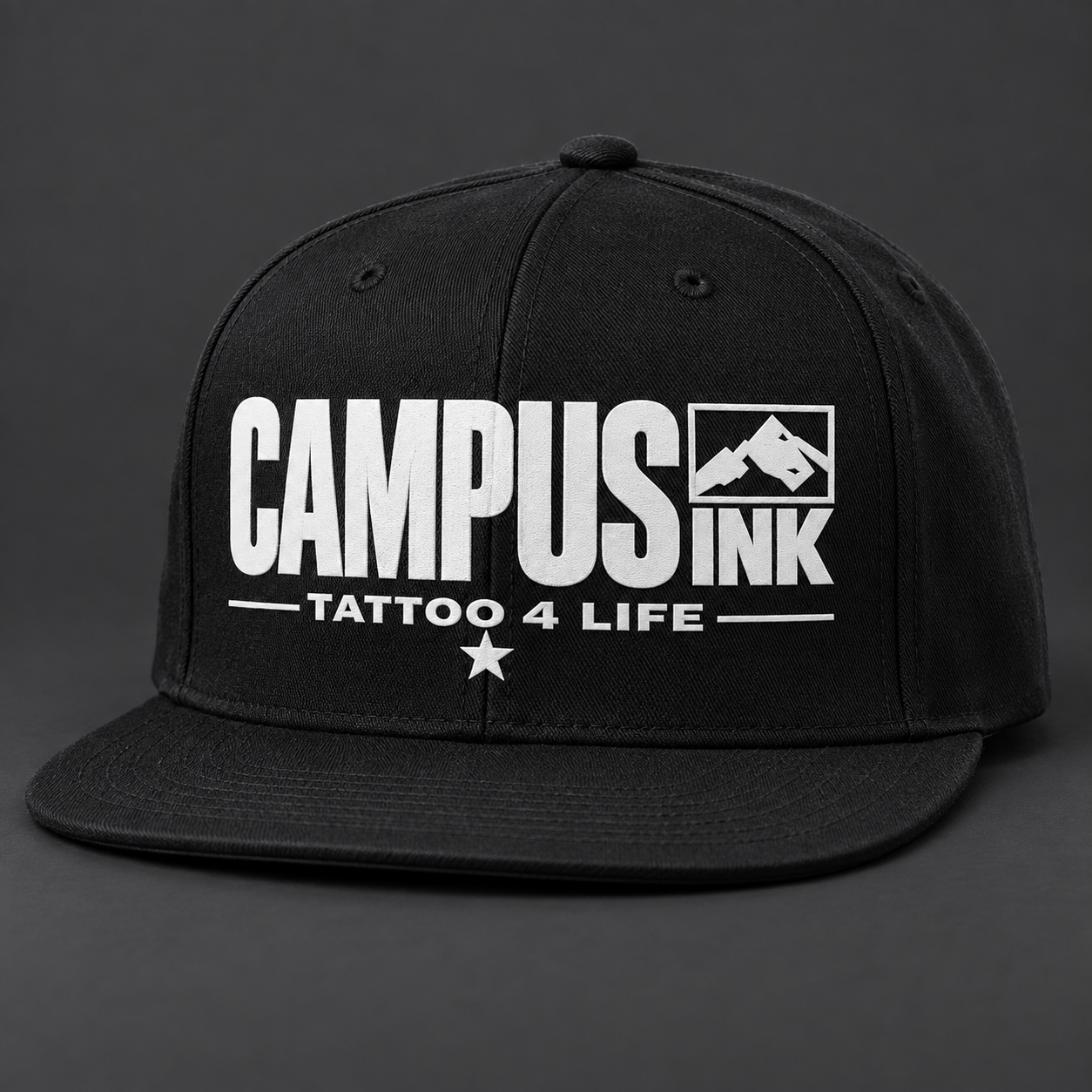 Campus Ink Snapback in Schwarz mit Frontlogo